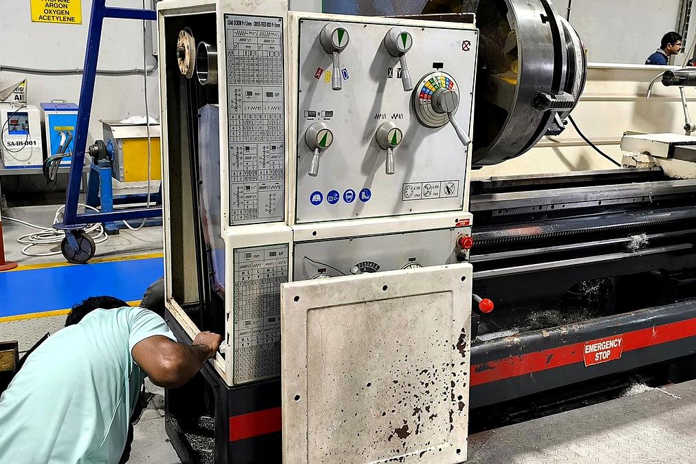 Conventional lathe repair – Shaheen Engineering