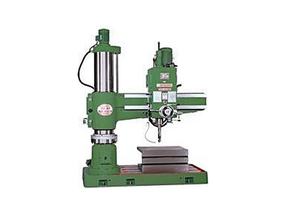 Radial drilling machine